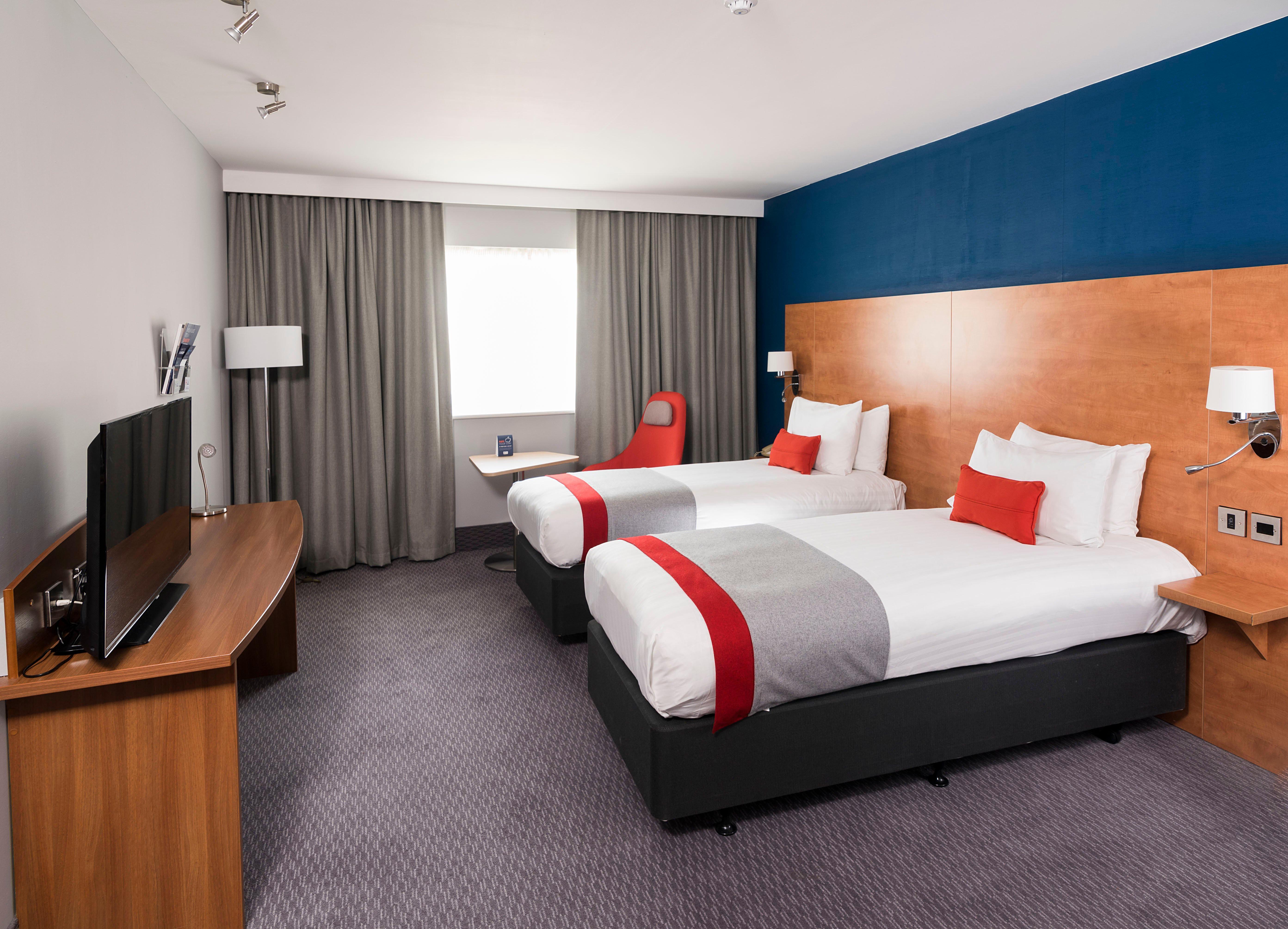 Holiday Inn Express Birmingham Star City By Ihg Exterior foto